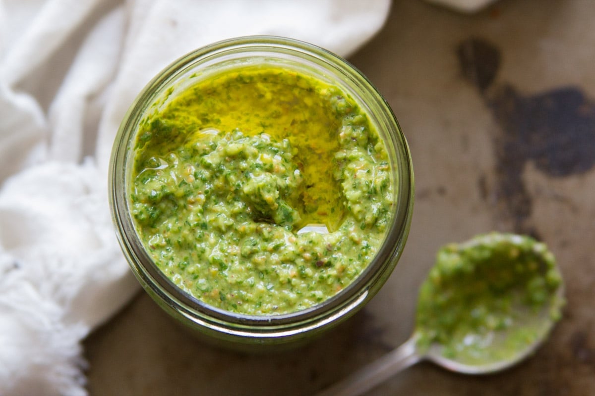 Homemade Vegan Pistachio Pesto: Nutrient-Dense & Versatile